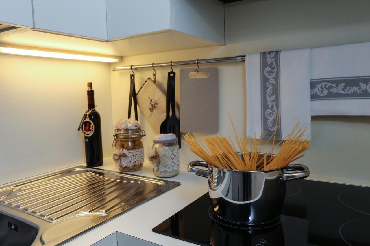 Apartamento La Casa Di Ada Sondrio Exterior foto
