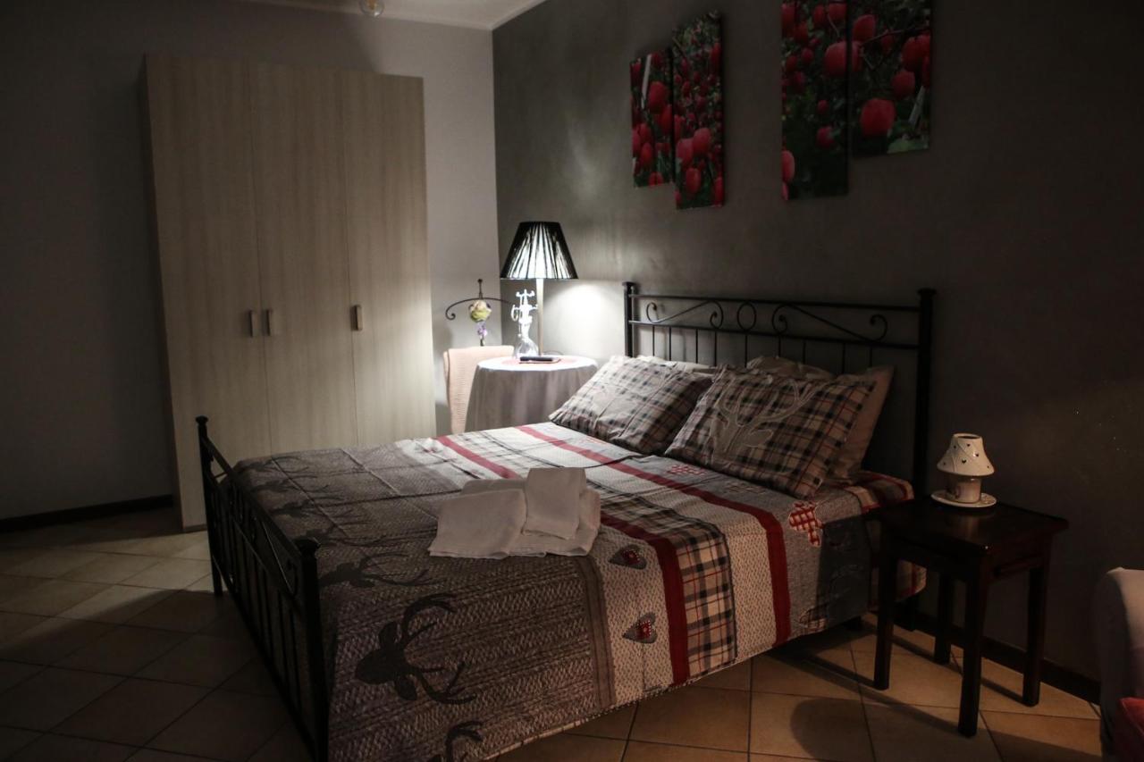 Apartamento La Casa Di Ada Sondrio Exterior foto